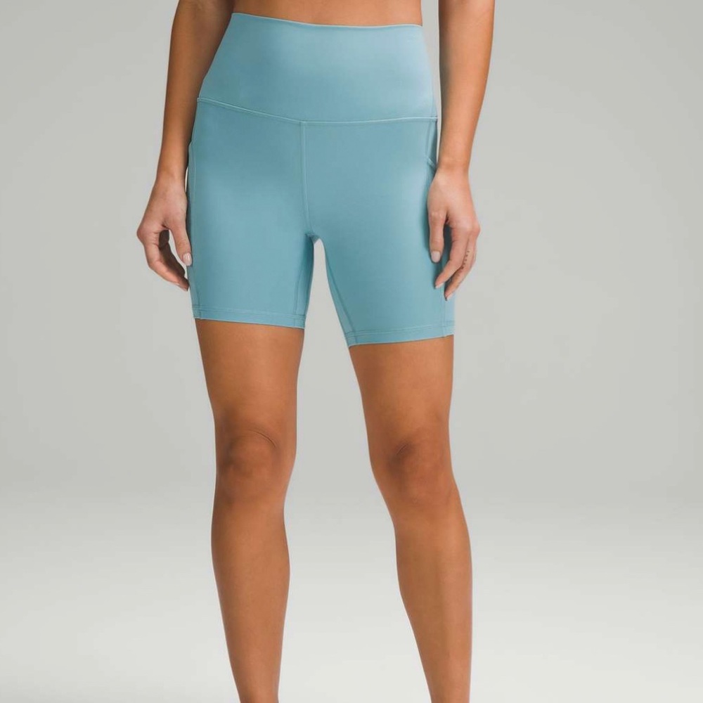 Lululemon 6” align shorts